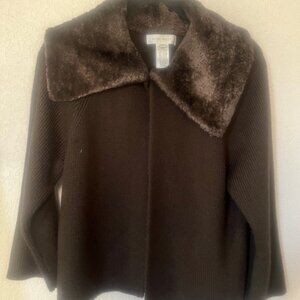 Brown vintage Nine West Sweater with Faux Fur Collar - Size XL
